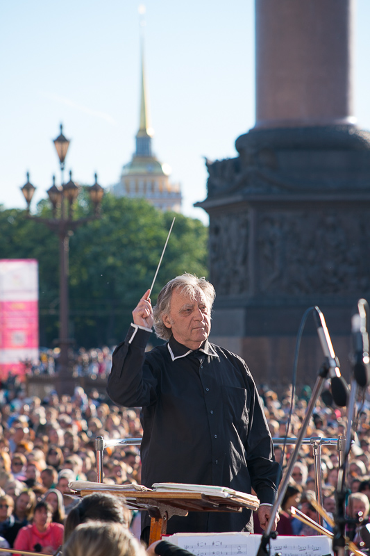 Александр Канторов дирижер. Дирижер Канторов СПБ. Санкт-Петербургский симфонический оркестр дирижер Канторов. Александр Канторов концерт.